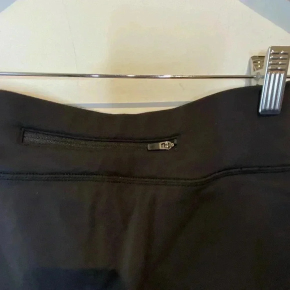 Athleta Contender 2 in 1 Legging Skirt - Picture 7 of 9